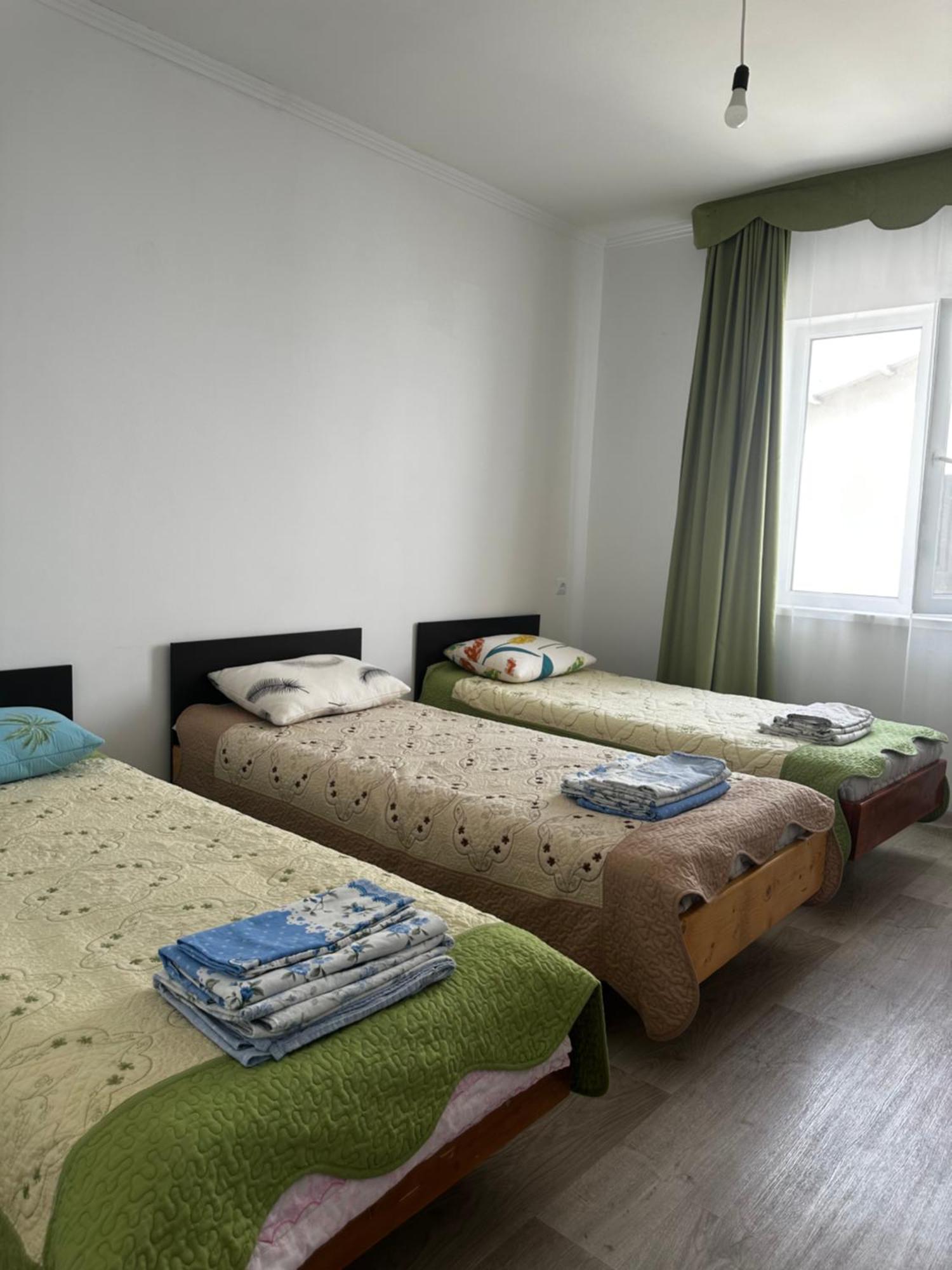 Guest House Arbat Tscholponata Exterior foto