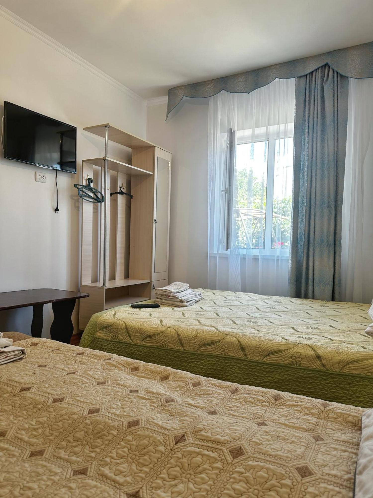 Guest House Arbat Tscholponata Exterior foto