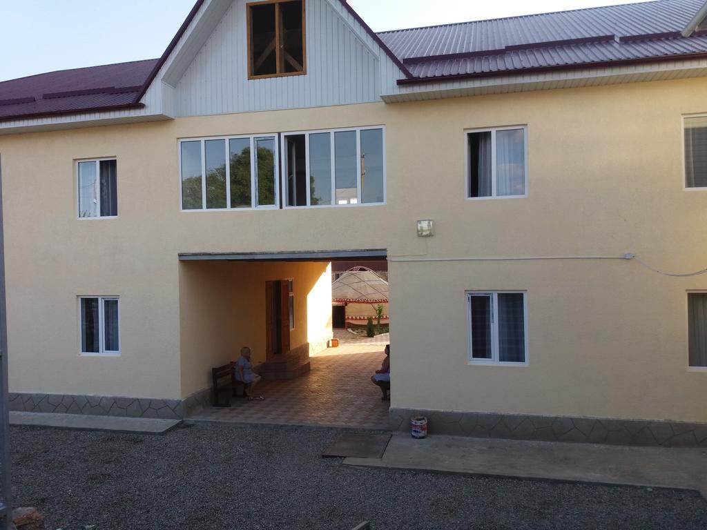 Guest House Arbat Tscholponata Exterior foto