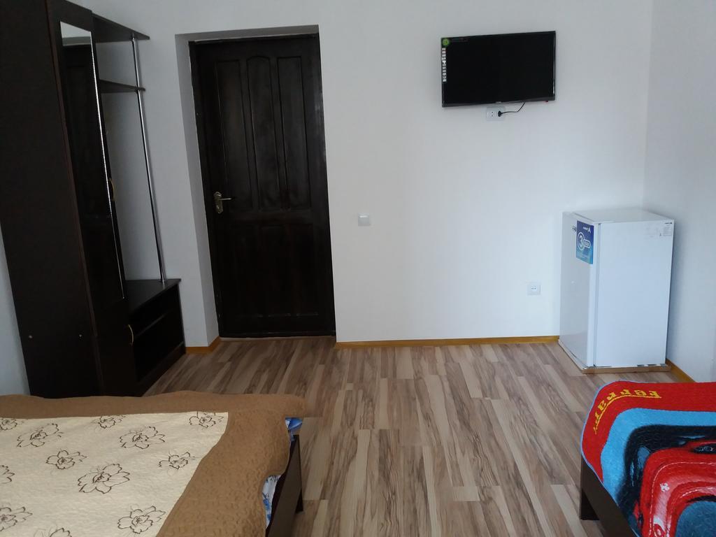Guest House Arbat Tscholponata Exterior foto